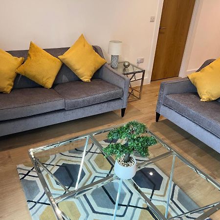 Lovely 2 Bed Apartment In Leeds Centre 외부 사진