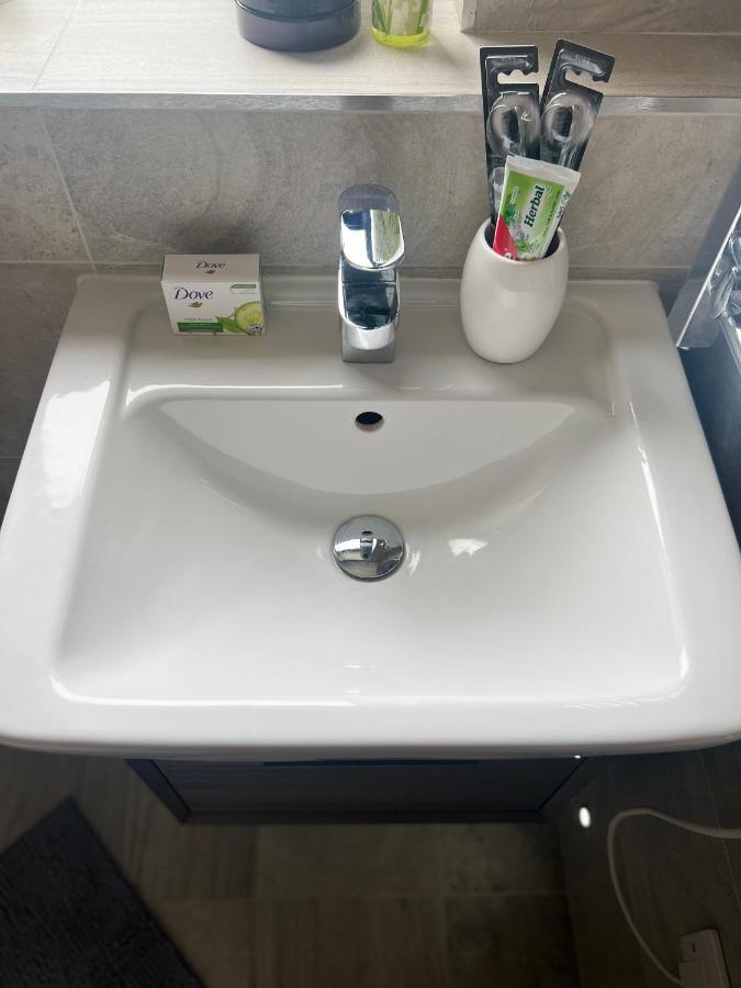 Lovely 2 Bed Apartment In Leeds Centre 외부 사진